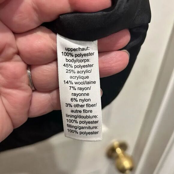 Maurices Woman’s Size XL Buffalo Plaid Wool Blend Quilted Vest Full Zip Pockets - Picture 6 of 6